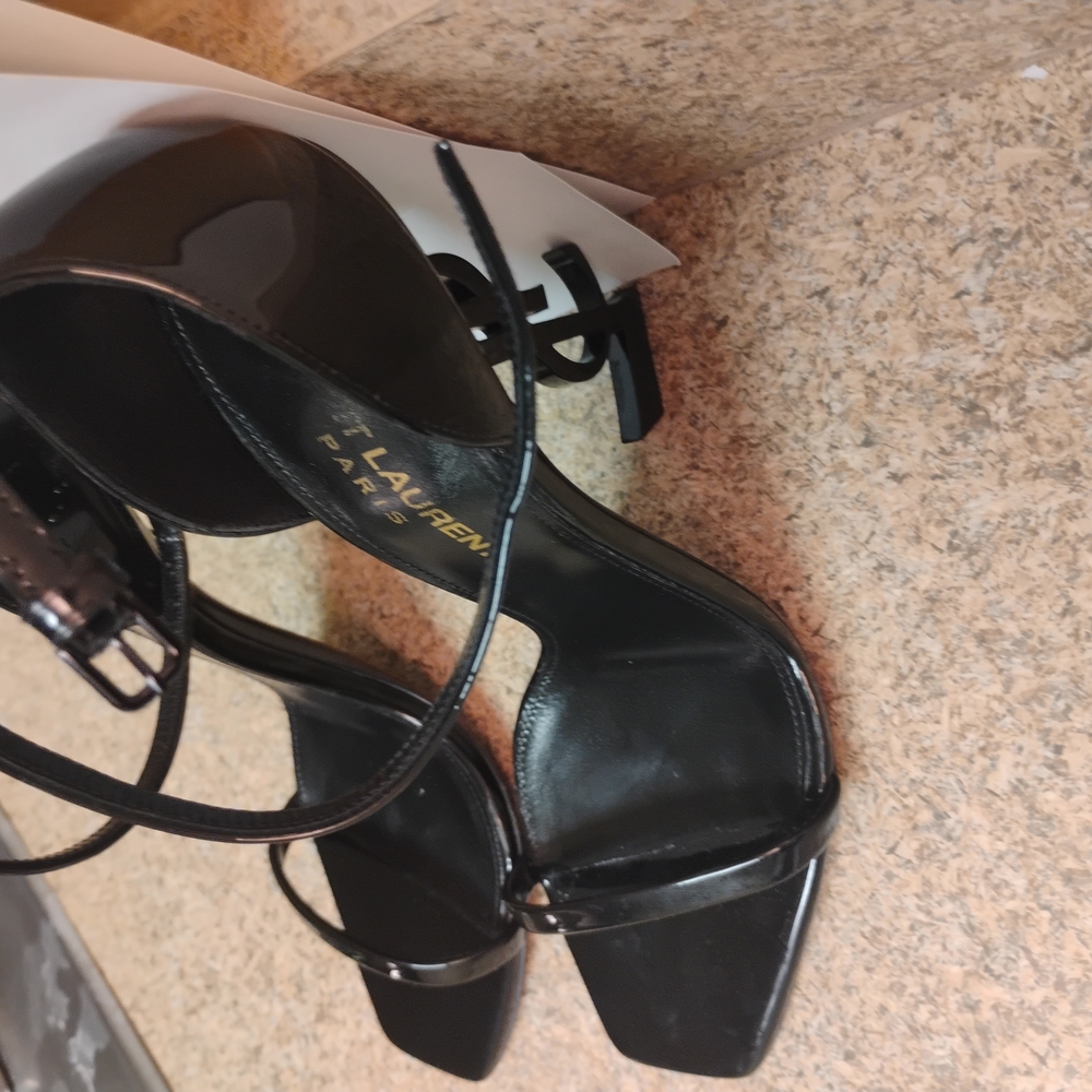 Saint Laurent Black Patent Leather Stiletto Heels - Picture 8 of 16